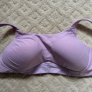 Lululemon full support sports bra